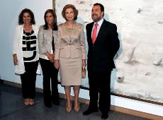Ana Botella, Ana Mato, Doña Sofia y Miguel Carballeda en la inauguración de la Bienal