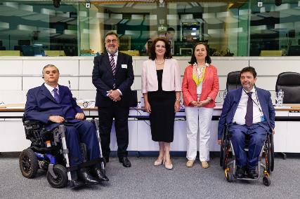 Fotografía del acto de presentación en Bruselas.jpg