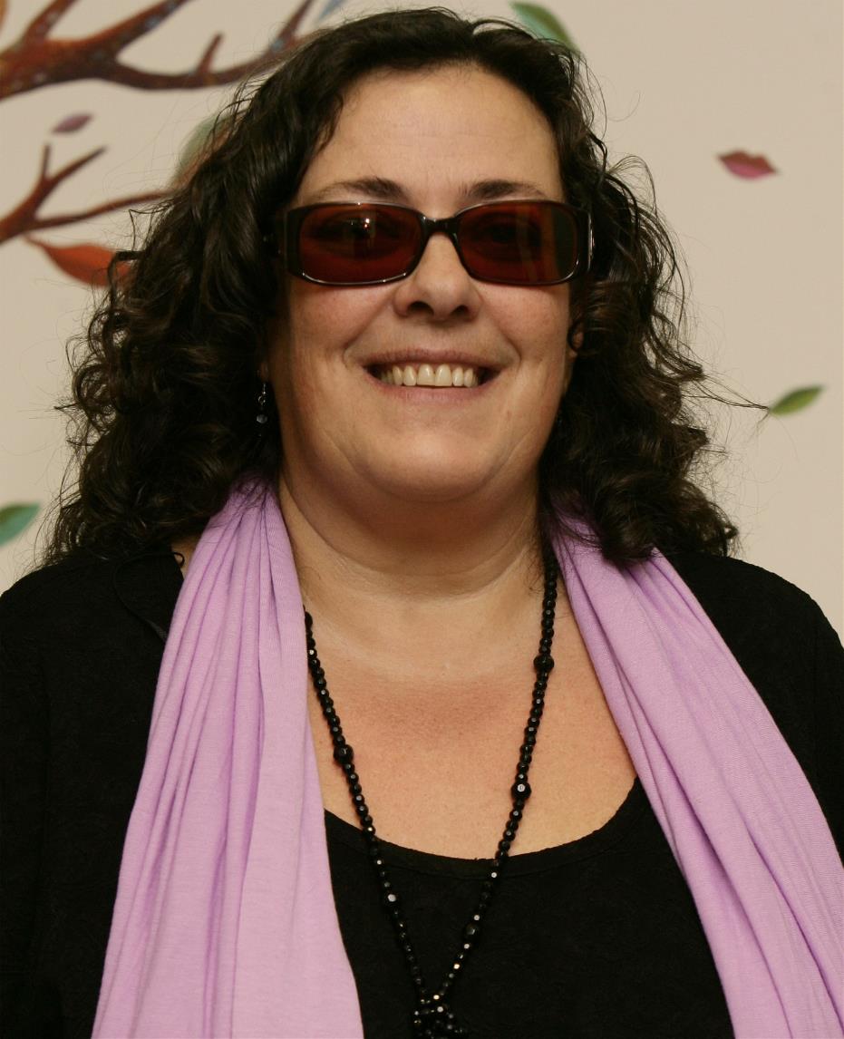 Ana Ruiz.jpg