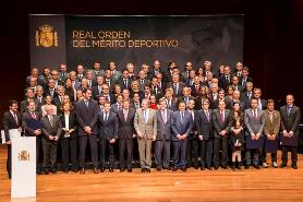 Foto Familia Medalla Merito Deportivo