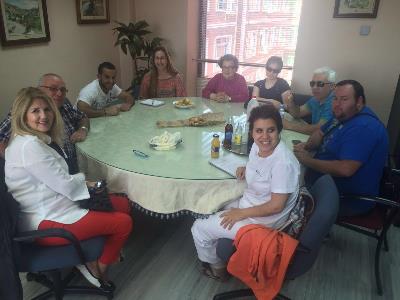 encuentro intergeneracional en UP Murcia.jpg