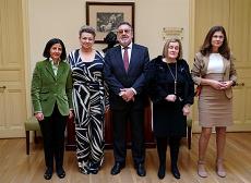 Foto de familia tras la visita de la primera dama de Guatemala al Grupo Social ONCE.jpg