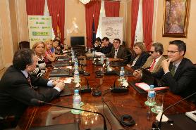 Imagen sesión Empresas Parlamentarios