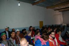 foto con los/as distintos/as representantes de asociaciones juveniles solidarias con el pueblo Saharaui