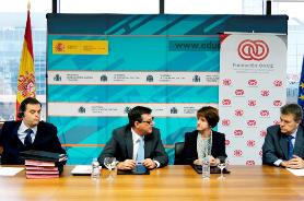 Vista de Mesa Jose Luis Martínez Donoso y Amparo Camarero